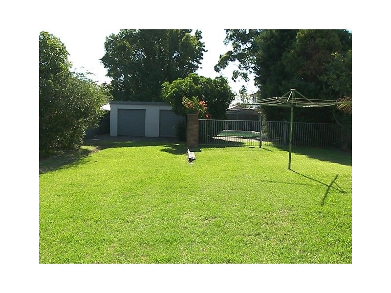 5 Talinga Avenue, Georges Hall NSW 2198