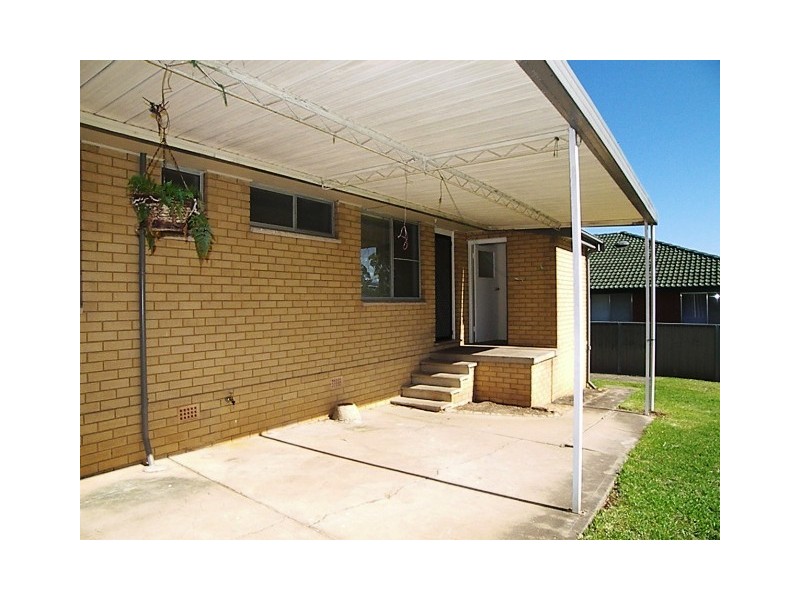 5 Talinga Avenue, Georges Hall NSW 2198