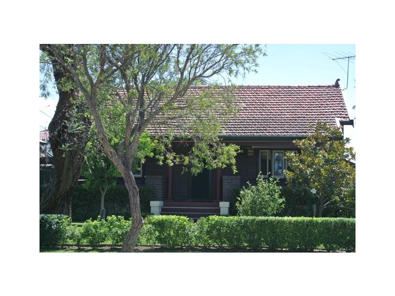 43 Columbine Avenue, Bankstown NSW 2200