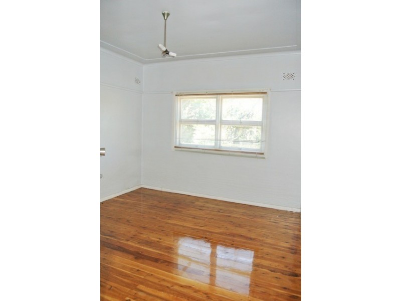 20 Saurine Street, Yagoona NSW 2199