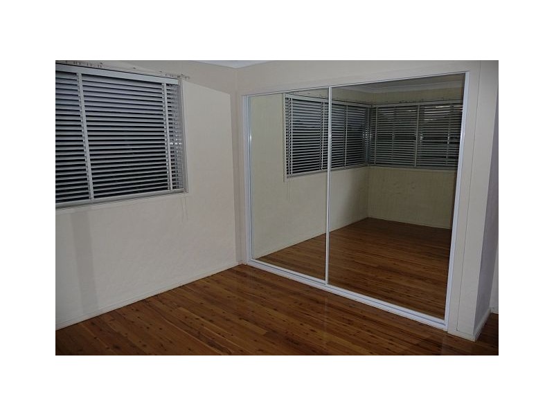 15 Oak Drive, Georges Hall NSW 2198