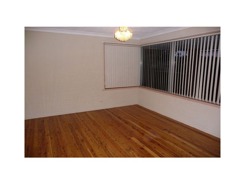 15 Oak Drive, Georges Hall NSW 2198