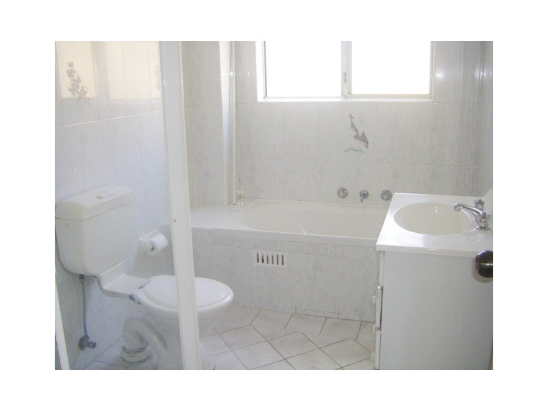 8/94 Meredith Street, Bankstown NSW 2200