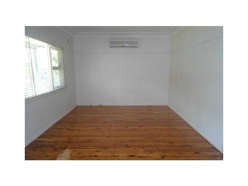 44 Woodland Road, Chester Hill NSW 2162