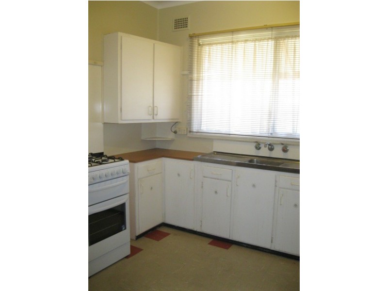 11 Chiswick Road, Greenacre NSW 2190