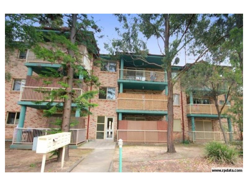 8/25 Myrtle Road, Bankstown NSW 2200