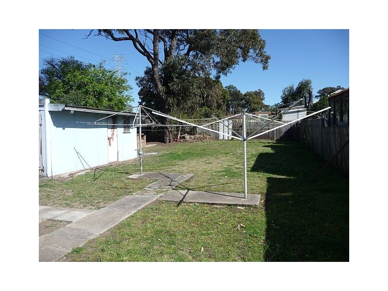 2/86  Noble Ave, Greenacre NSW 2190