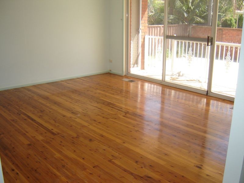 13 DENMAN, Georges Hall NSW 2198