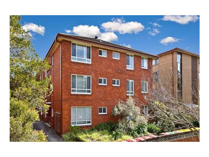 8/8 Bank Street, Meadowbank NSW 2114