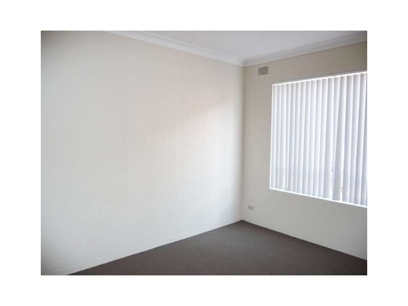 8/8 Bank Street, Meadowbank NSW 2114