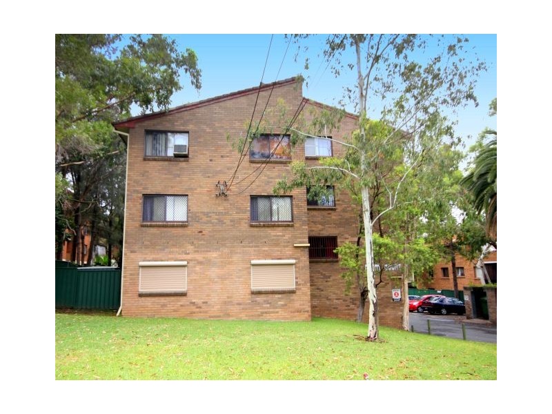 10/85 Cairds Ave, Bankstown NSW 2200