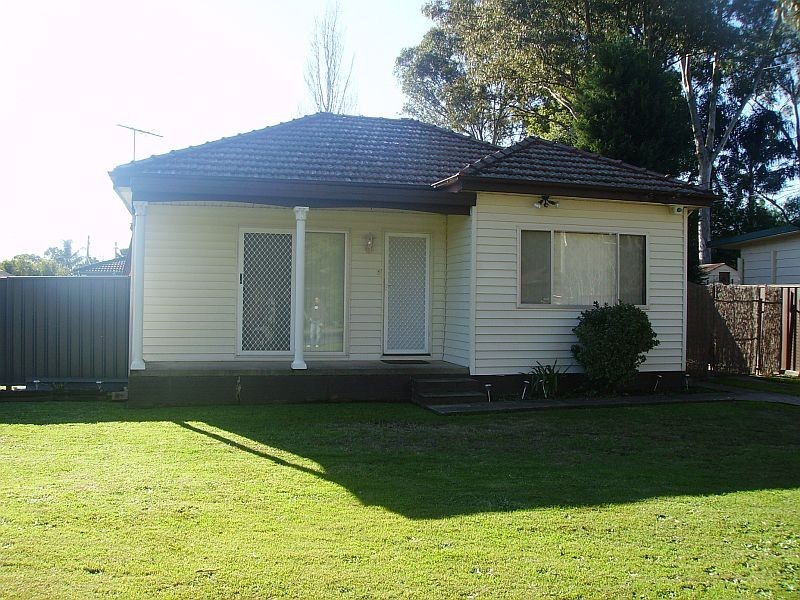 50 Endeavour Road, Georges Hall NSW 2198