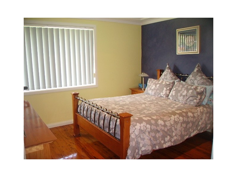 132 Flinders Road, Georges Hall NSW 2198