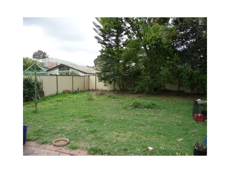 17 Albury Street, Yagoona NSW 2199