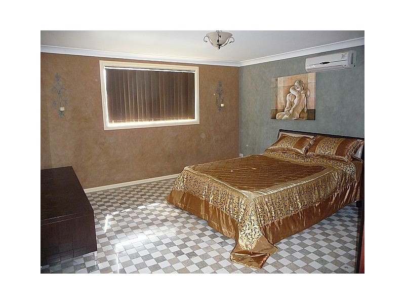 17B Kawana Street, Bass Hill NSW 2197