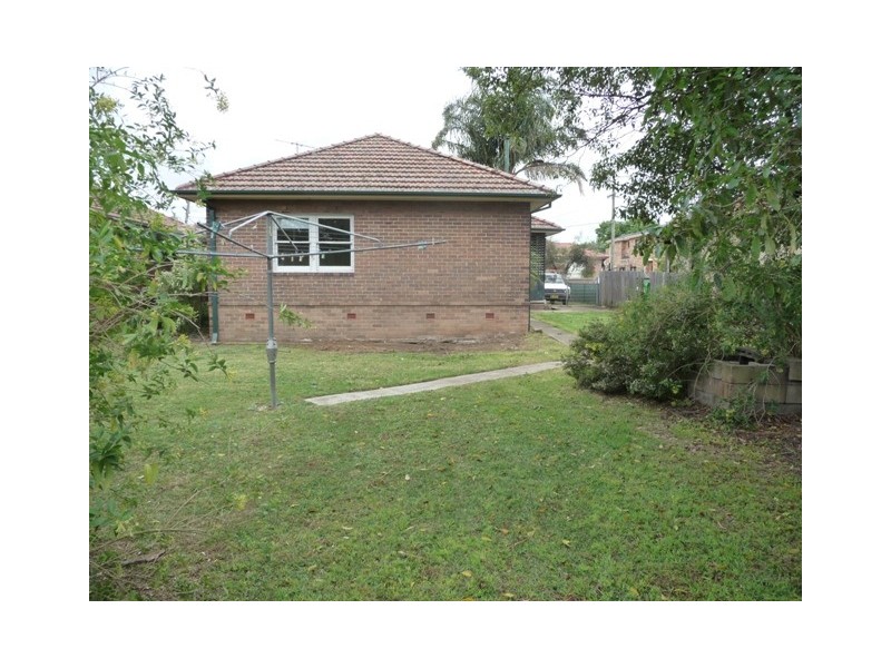 19 KYLIE PARADE, Punchbowl NSW 2196