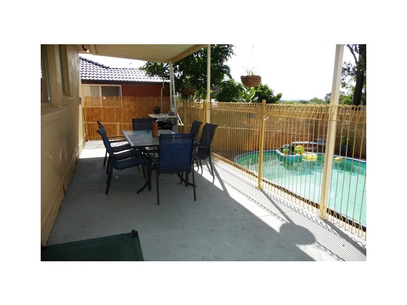 86 REX ROAD, Georges Hall NSW 2198
