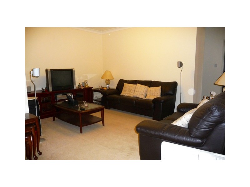 8/10-14 Milton Street, Bankstown NSW 2200