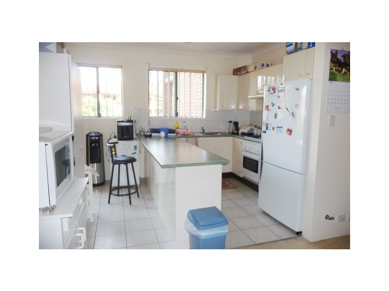 8/10-14 Milton Street, Bankstown NSW 2200