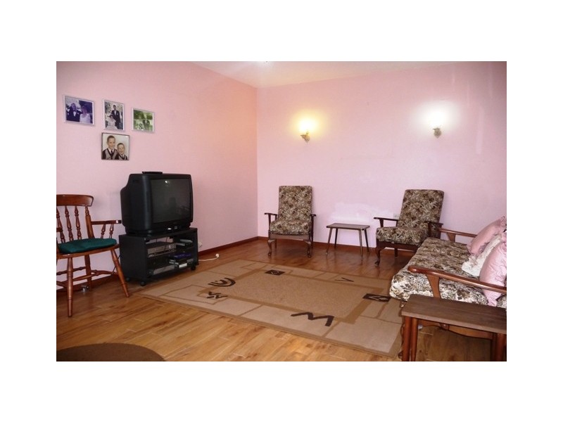 18 Hillview Avenue, Bankstown NSW 2200