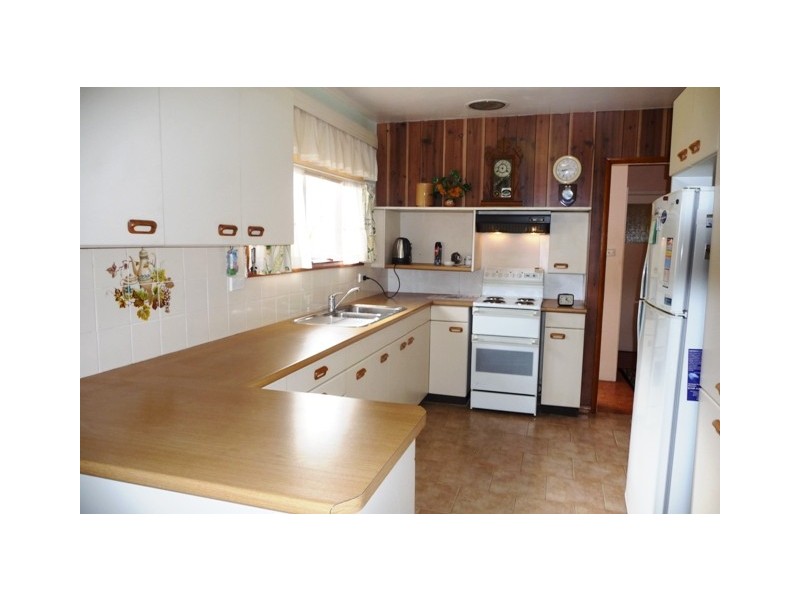 18 Hillview Avenue, Bankstown NSW 2200