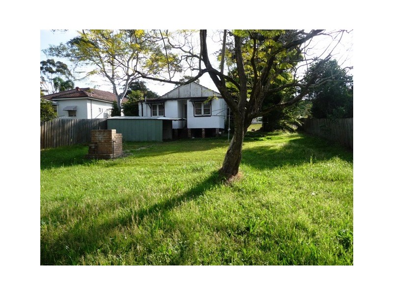 6 Graf Avenue, Yagoona NSW 2199