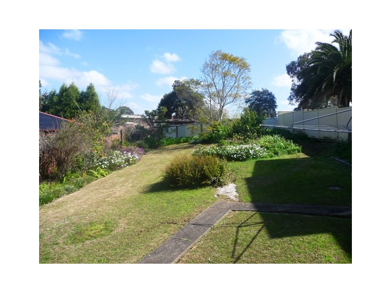 14 Simmat Ave, Condell Park NSW 2200