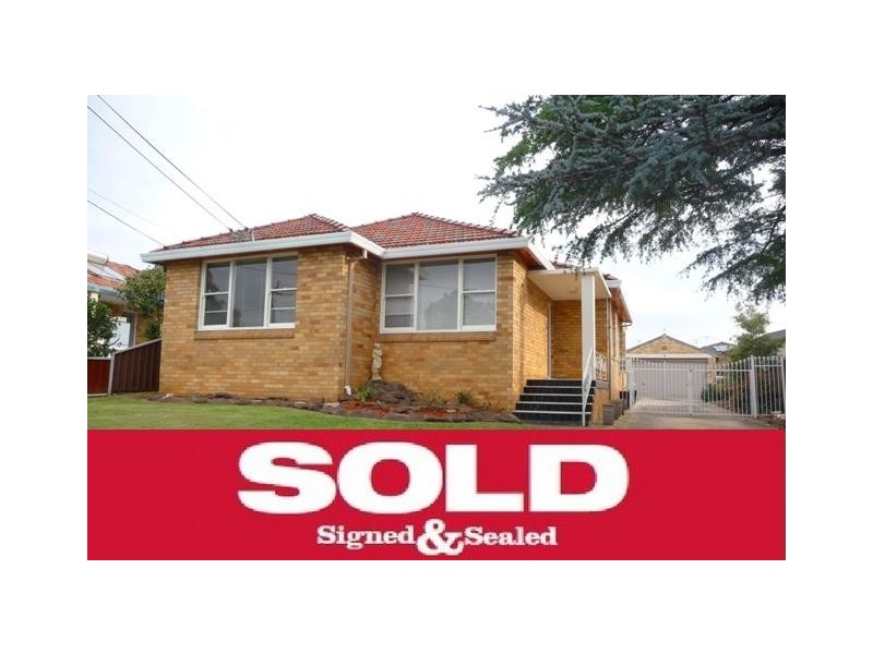 12 Sunset Ave, Bankstown NSW 2200