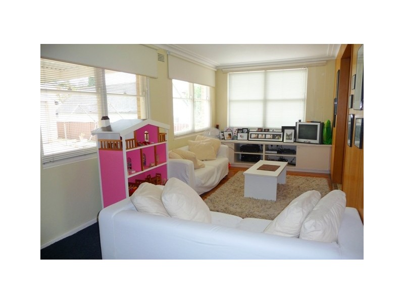 12 Sunset Ave, Bankstown NSW 2200