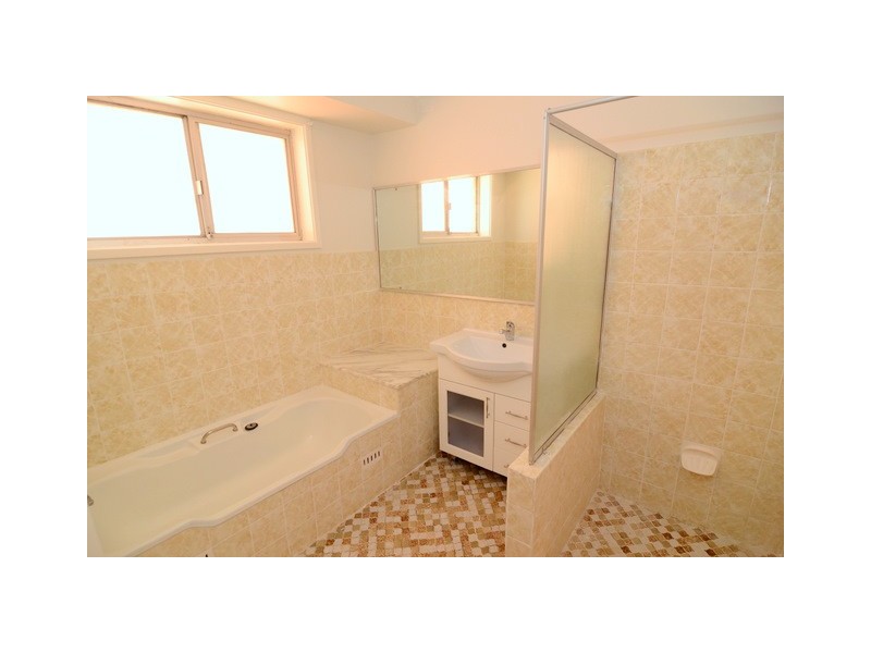 54 Rex Road, Georges Hall NSW 2198