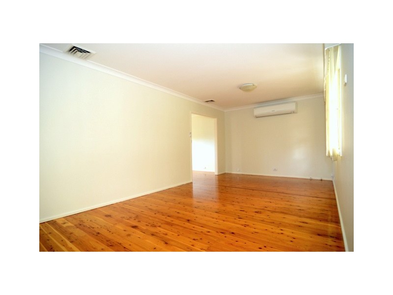 54 Rex Road, Georges Hall NSW 2198