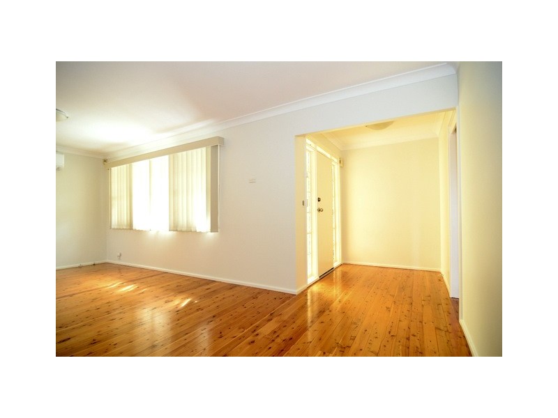 54 Rex Road, Georges Hall NSW 2198