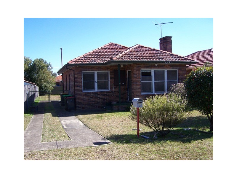 5 Septimus Ave, Punchbowl NSW 2196