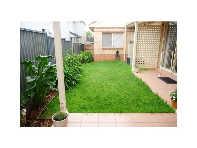 2/21 Cragg Street, Condell Park NSW 2200