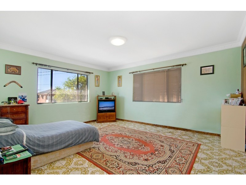 27 Cragg Street, Condell Park NSW 2200