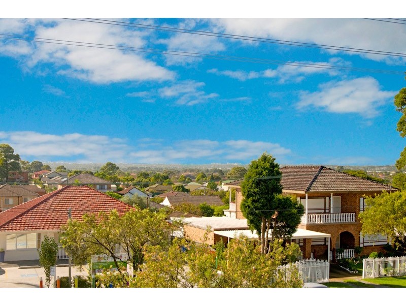 27 Cragg Street, Condell Park NSW 2200