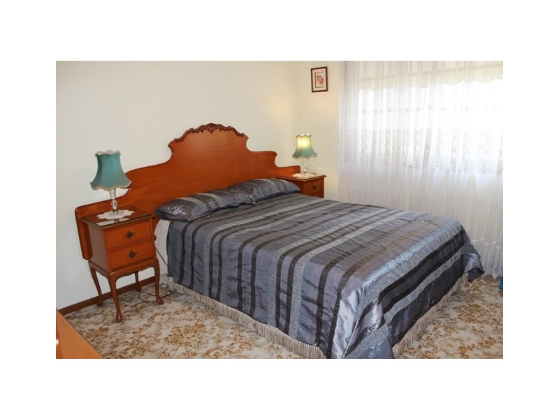 220 Henry Lawson Drive, Georges Hall NSW 2198