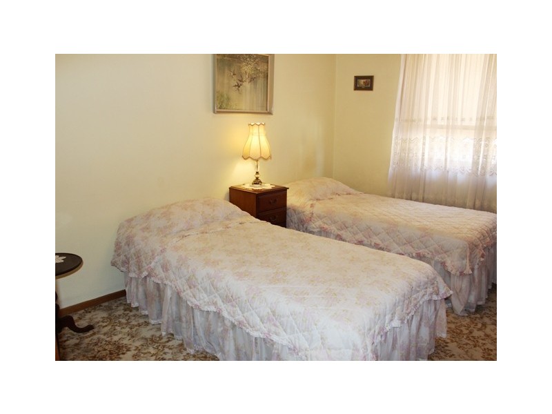 220 Henry Lawson Drive, Georges Hall NSW 2198