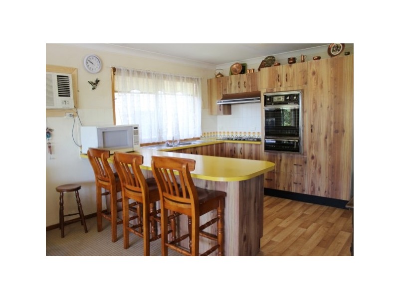 220 Henry Lawson Drive, Georges Hall NSW 2198