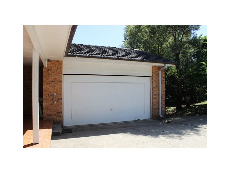 220 Henry Lawson Drive, Georges Hall NSW 2198
