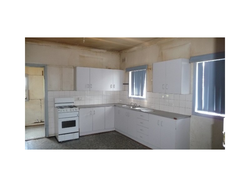 154 The Avenue, Condell Park NSW 2200