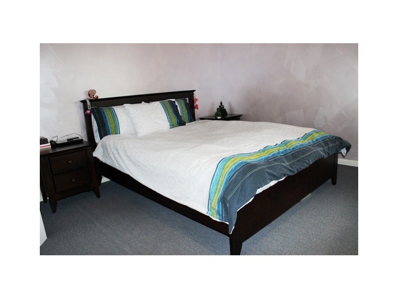 24 Cooeeyana Parade, Mount Lewis NSW 2190