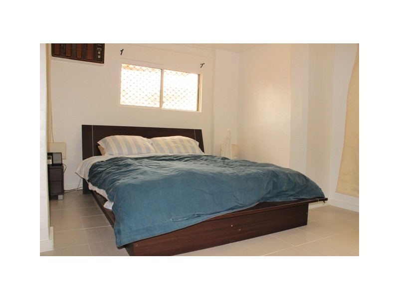 24 Cooeeyana Parade, Mount Lewis NSW 2190