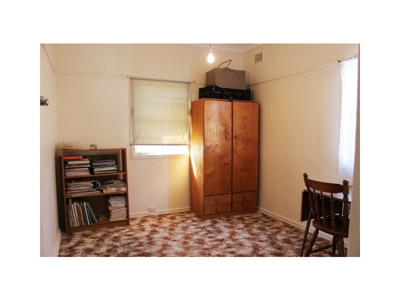 21 Simmat Ave, Condell Park NSW 2200