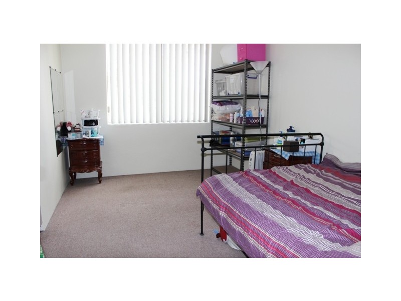 11/33 Sir Joseph Banks St, Bankstown NSW 2200