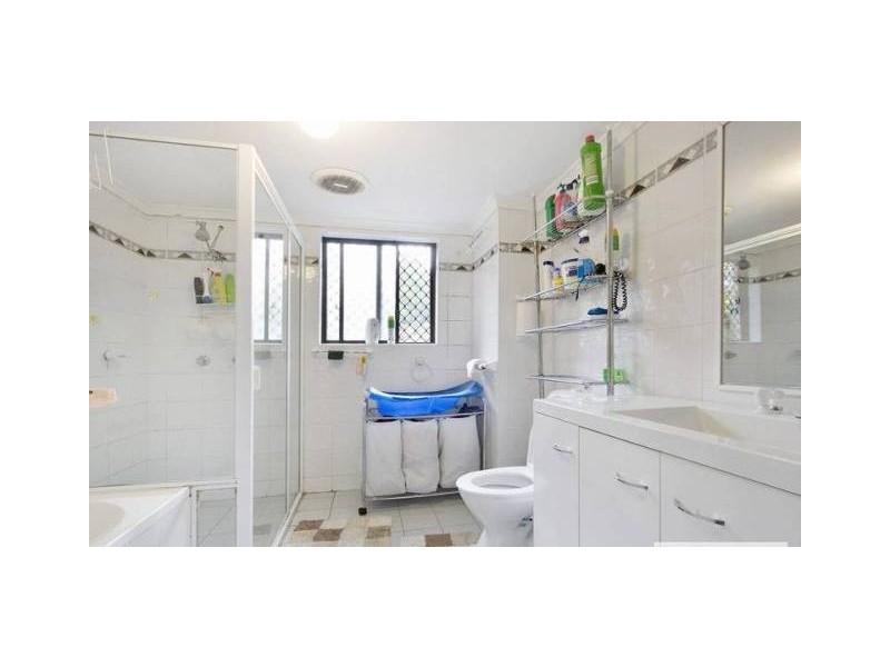 2/7 Dudley Avenue,, Bankstown NSW 2200