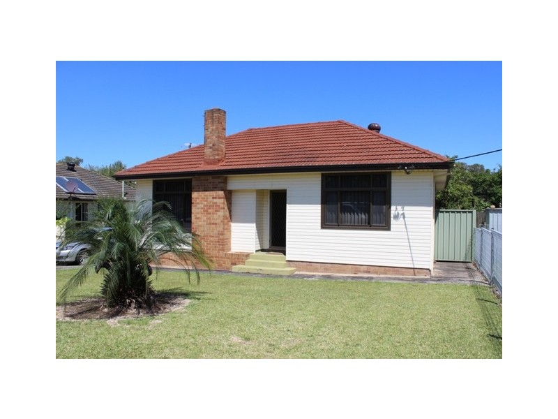 16 Bamfield Ave, Yagoona NSW 2199