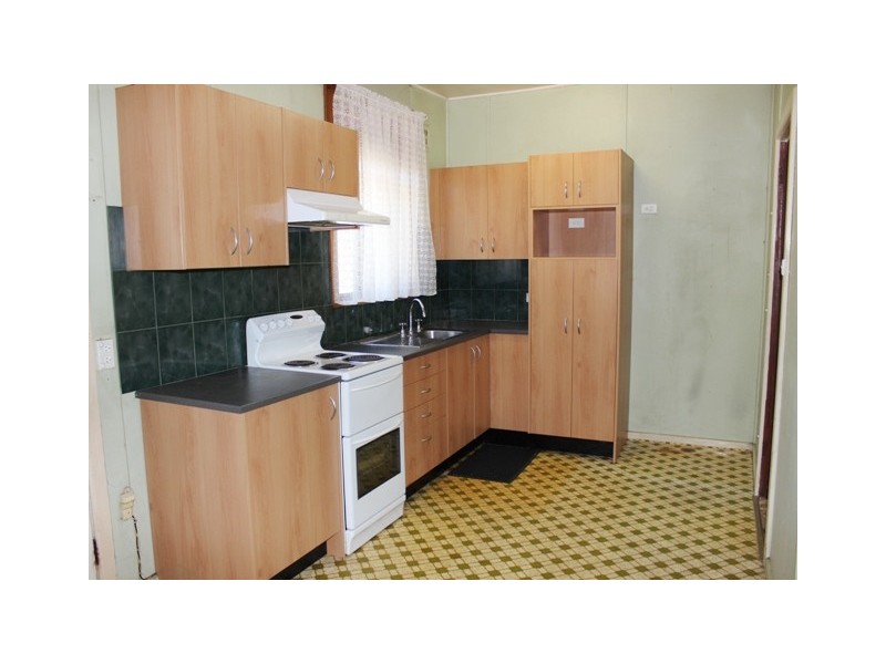 16 Bamfield Ave, Yagoona NSW 2199