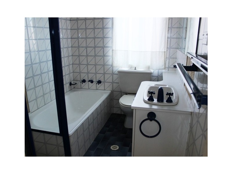 4 Irvine Street, Bankstown NSW 2200