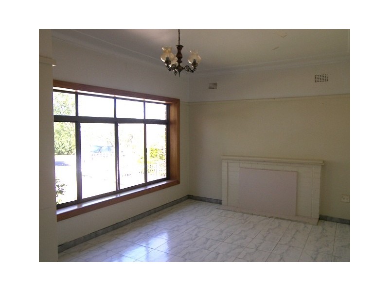 42 Harold Street, Mount Lewis NSW 2190